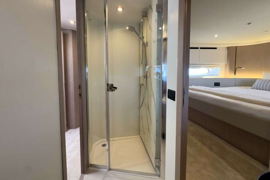 53ft Azimut Yacht For Sale