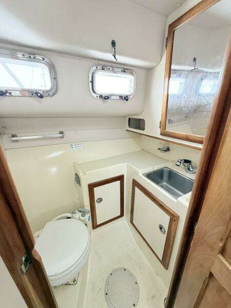 Outlander 28ft Albin Yacht For Sale