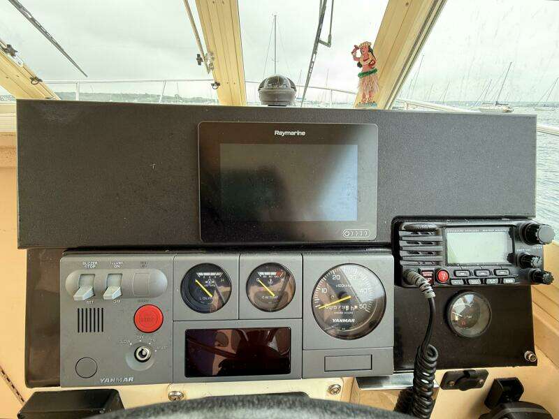 Outlander 28ft Albin Yacht For Sale