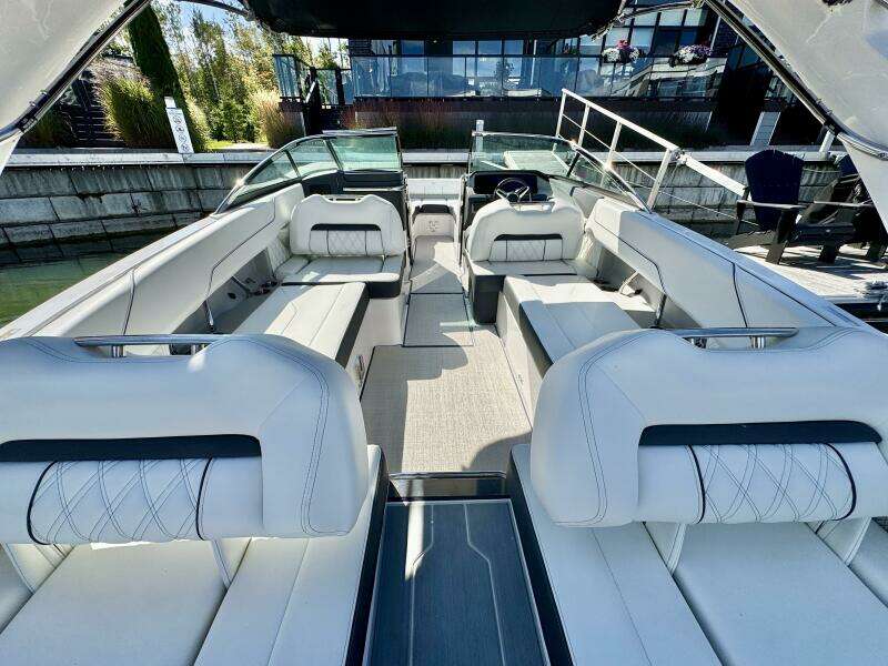 26ft Regal Yacht For Sale