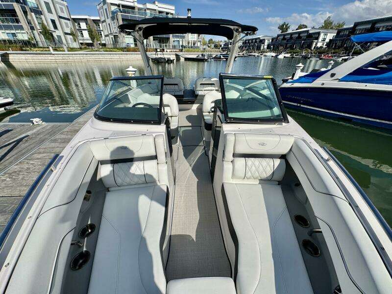 26ft Regal Yacht For Sale