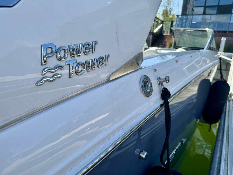 26ft Regal Yacht For Sale
