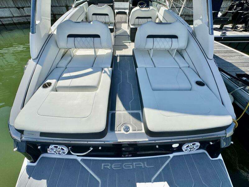 26ft Regal Yacht For Sale