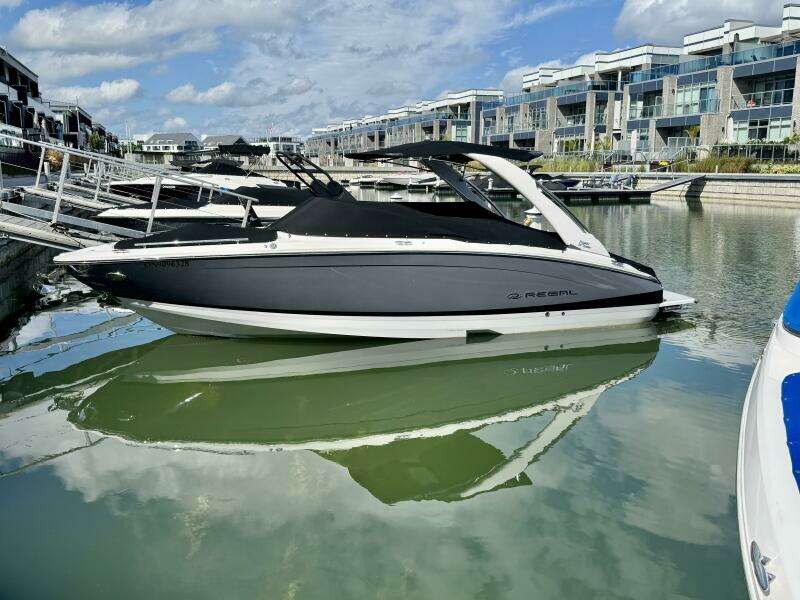 26ft Regal Yacht For Sale