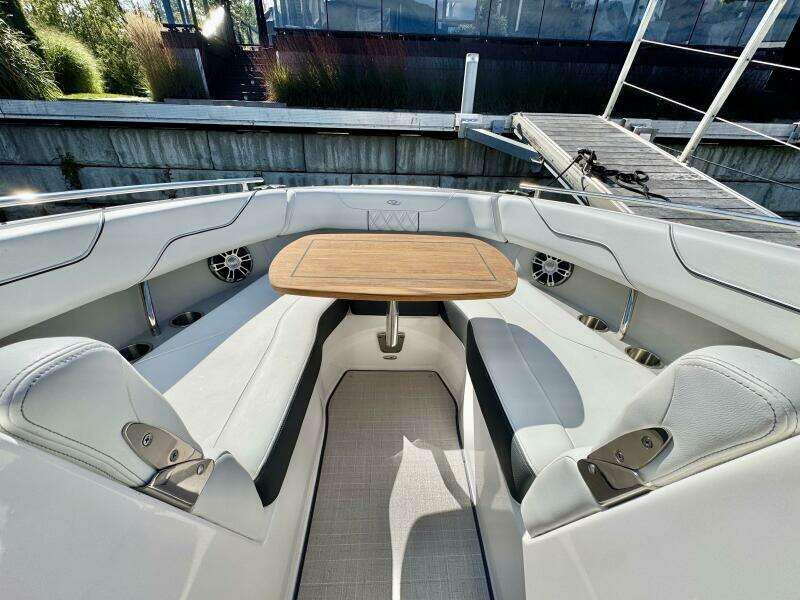 26ft Regal Yacht For Sale