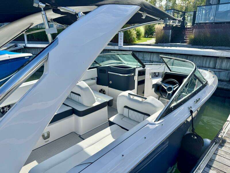 26ft Regal Yacht For Sale