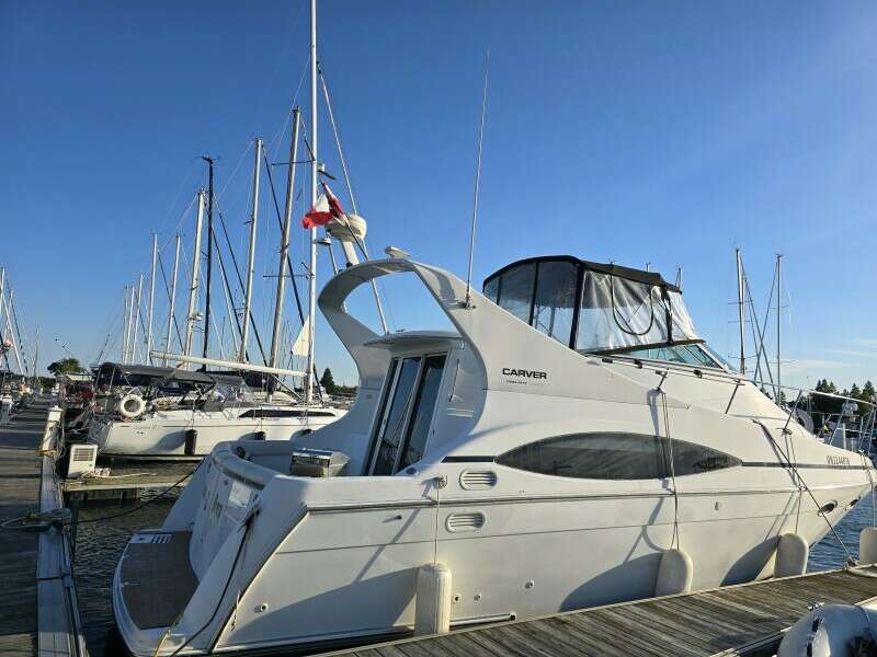 35ft Carver Yacht For Sale