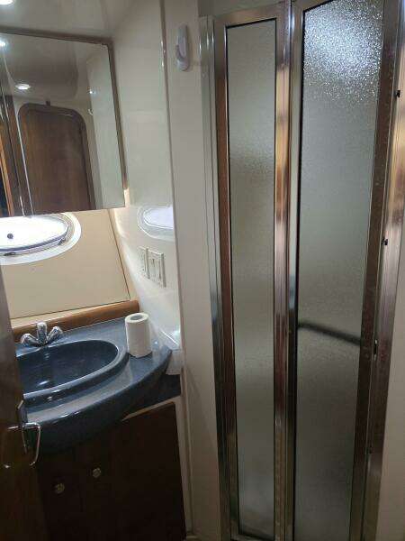 35ft Carver Yacht For Sale