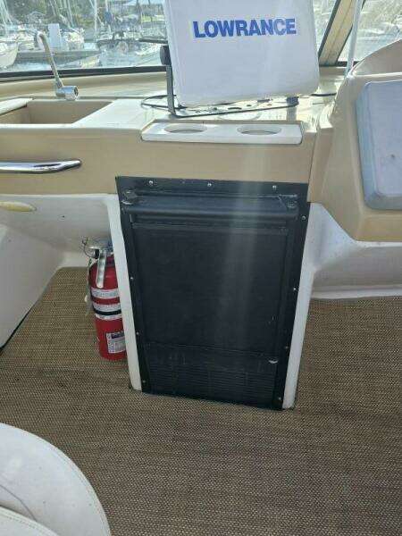35ft Carver Yacht For Sale