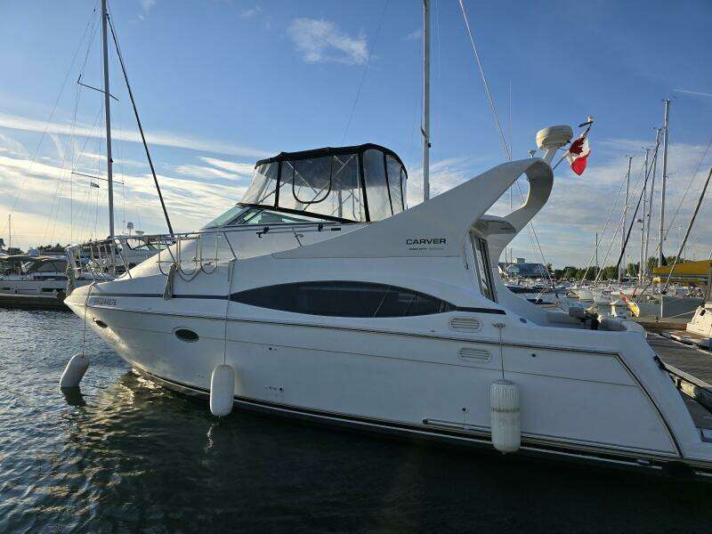 35ft Carver Yacht For Sale