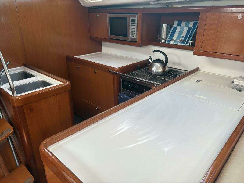 46ft Beneteau Yacht For Sale