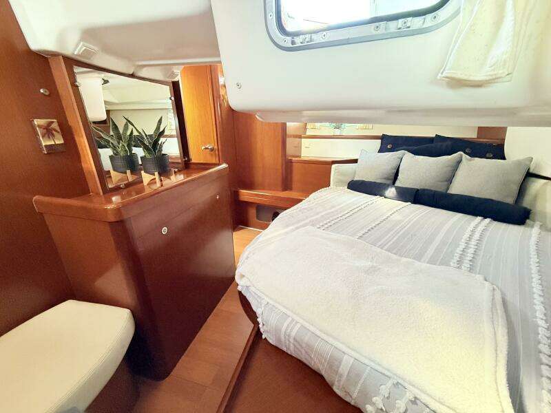 46ft Beneteau Yacht For Sale