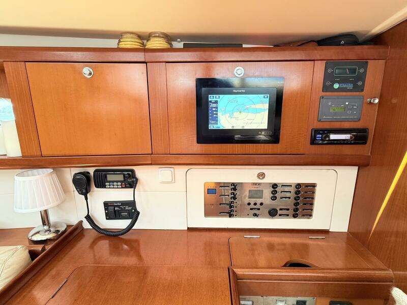 46ft Beneteau Yacht For Sale