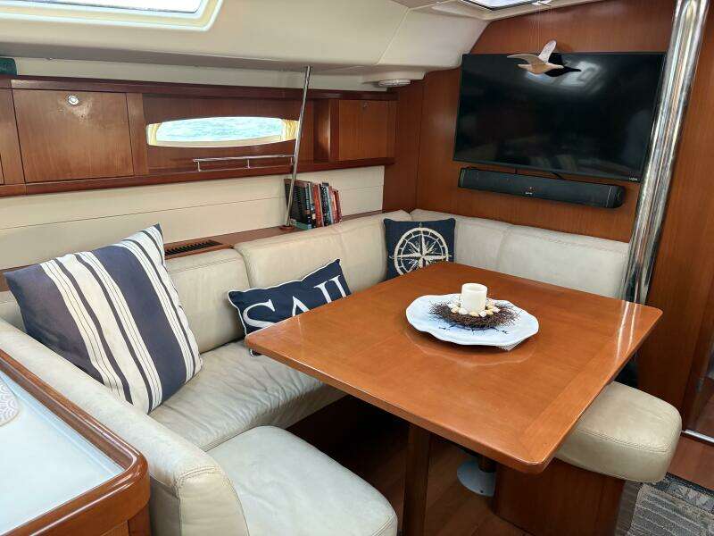 46ft Beneteau Yacht For Sale