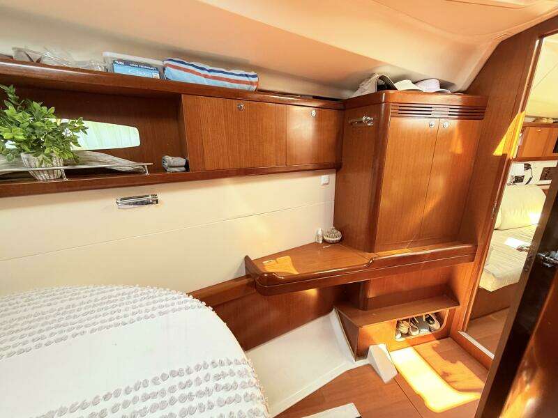 46ft Beneteau Yacht For Sale