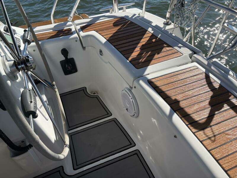 46ft Beneteau Yacht For Sale