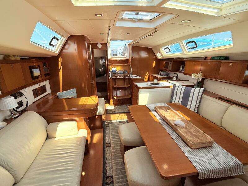 46ft Beneteau Yacht For Sale