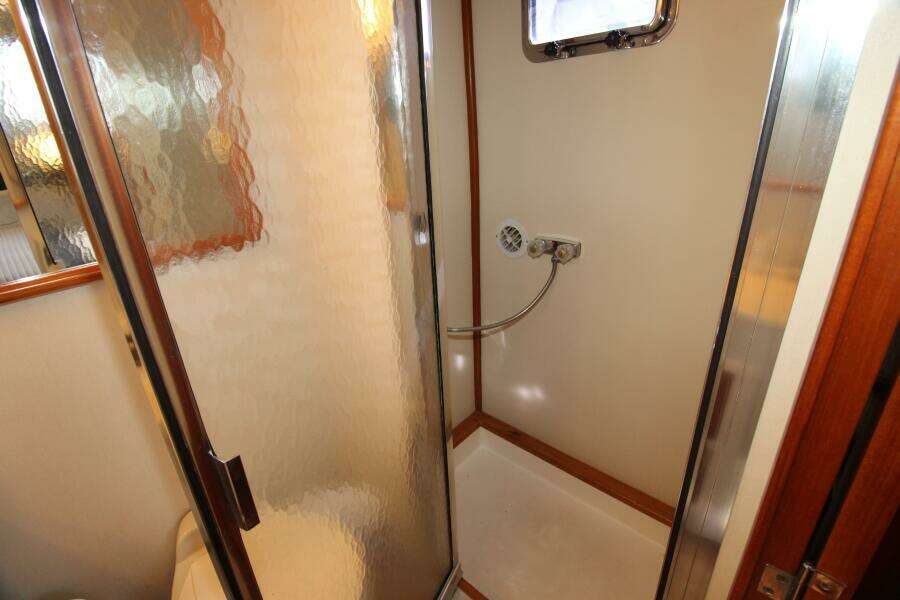 GYPSY 42ft Ricker Yacht For Sale