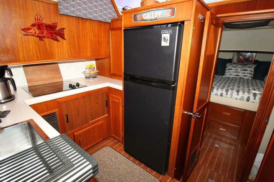 GYPSY 42ft Ricker Yacht For Sale