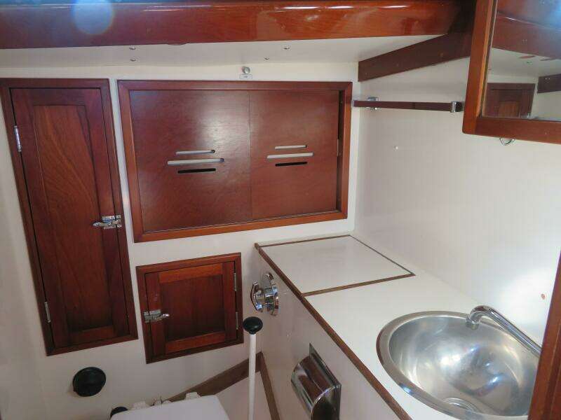 Secret Story 40ft Hinckley Yacht For Sale