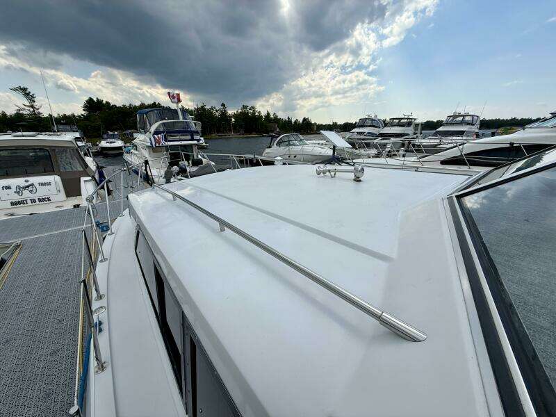 Wood Knot 38ft Chris Craft Yacht For Sale