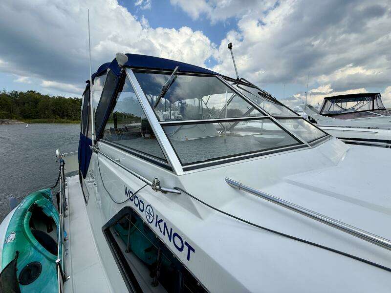 Wood Knot 38ft Chris Craft Yacht For Sale