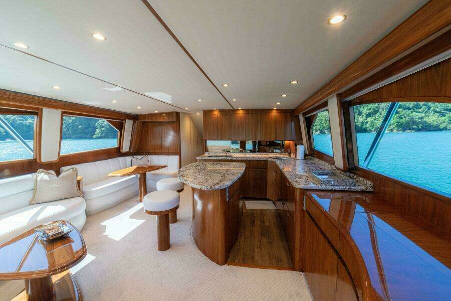 2017 62 Viking Convertible - Offensive