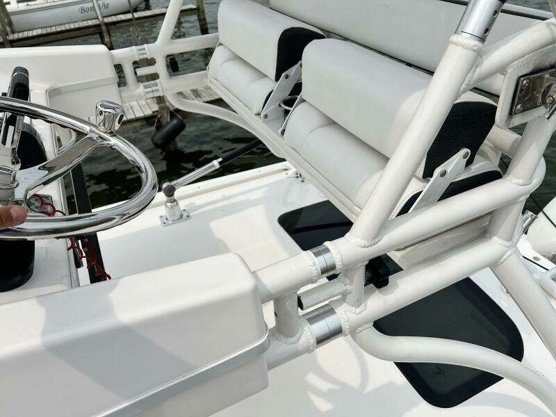 35ft Everglades Yacht For Sale