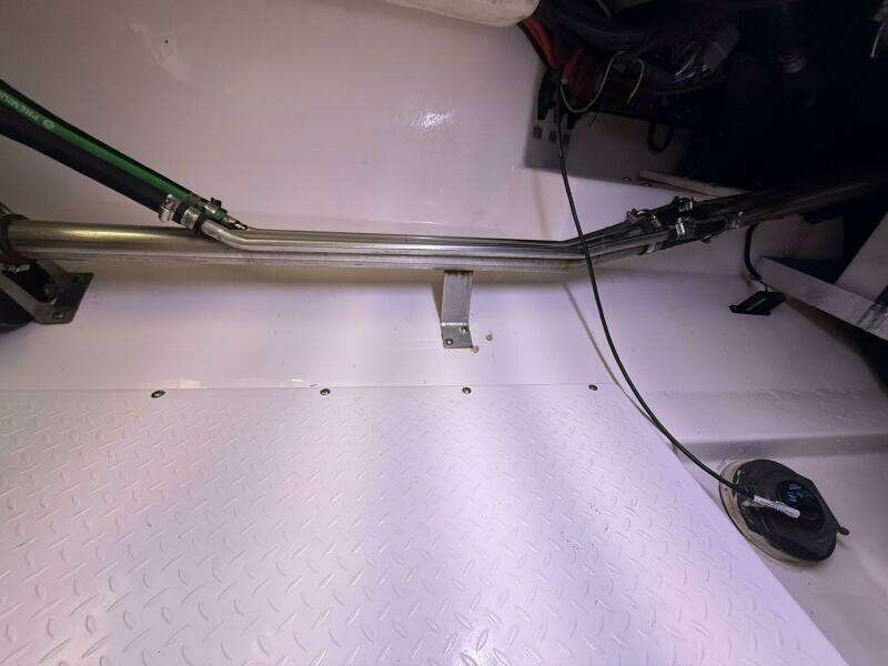 35ft Everglades Yacht For Sale