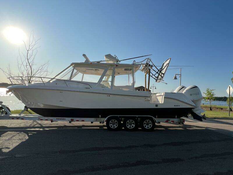 35ft Everglades Yacht For Sale