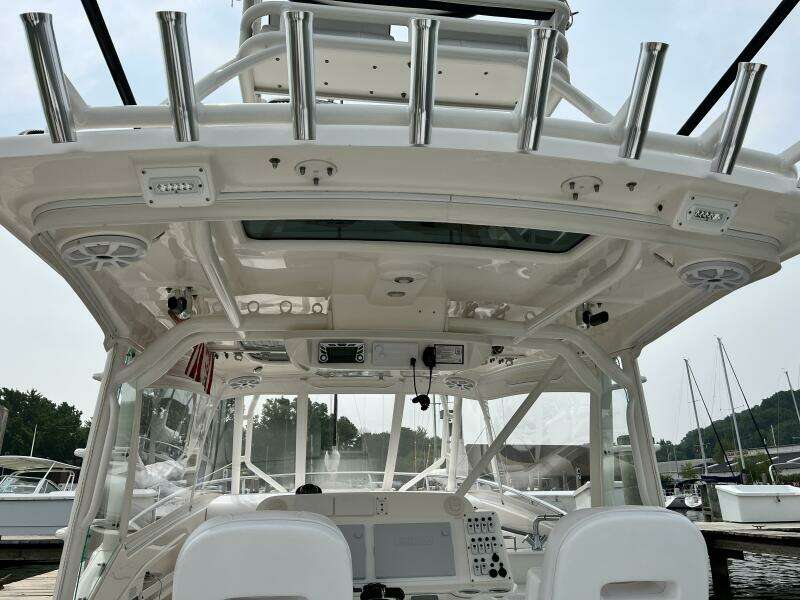 35ft Everglades Yacht For Sale