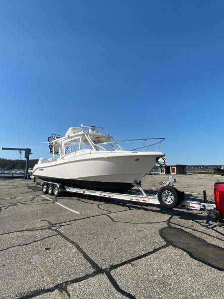 35ft Everglades Yacht For Sale