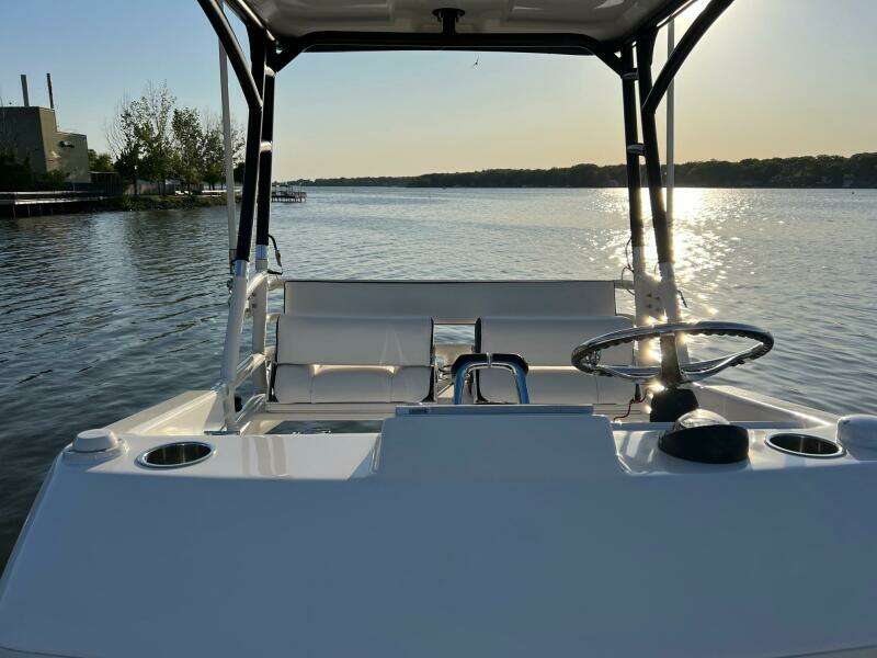 35ft Everglades Yacht For Sale