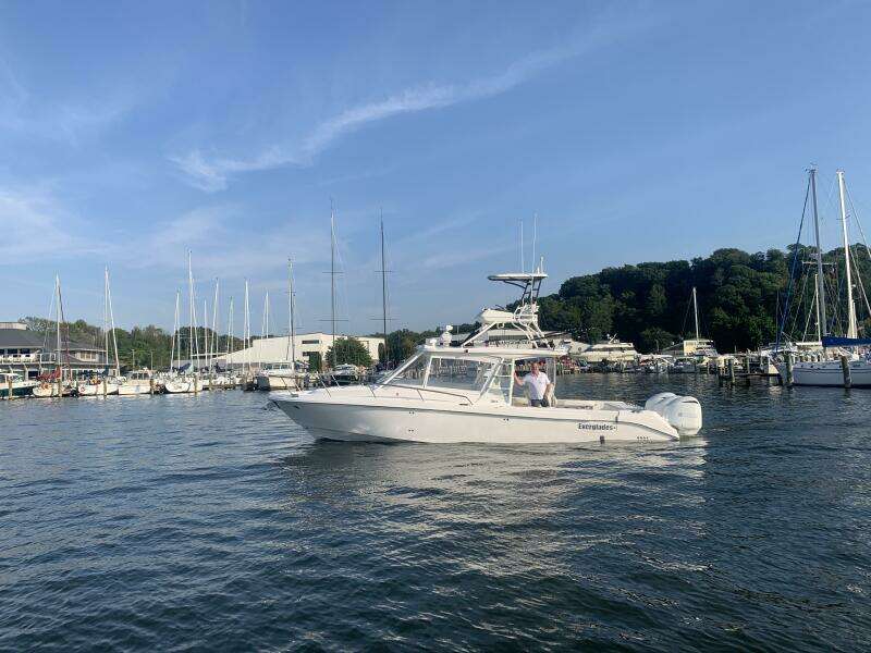 35ft Everglades Yacht For Sale