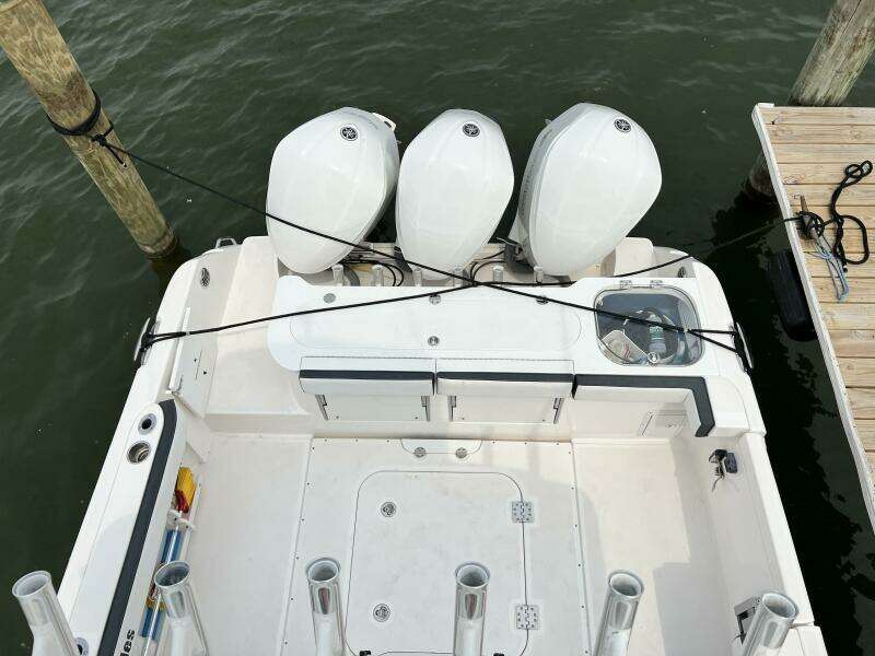 35ft Everglades Yacht For Sale