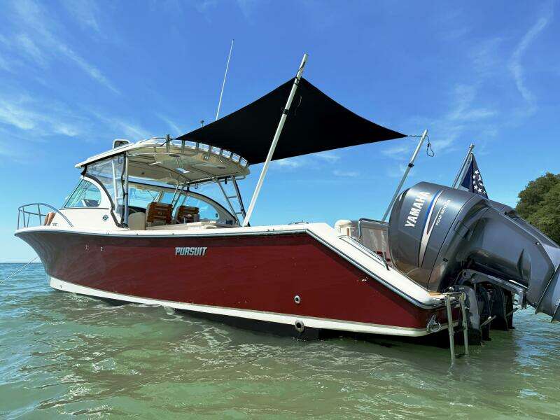 34ft Pursuit Yacht For Sale