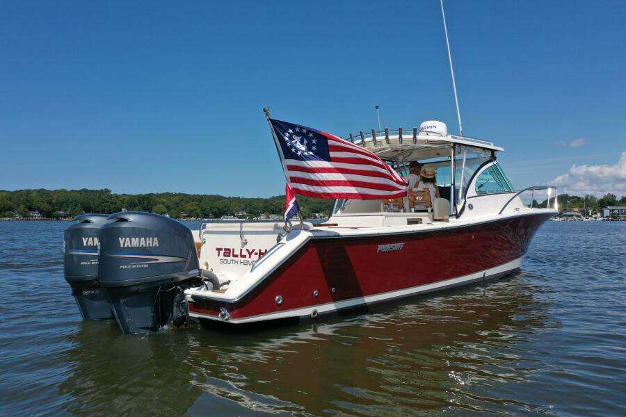 34ft Pursuit Yacht For Sale