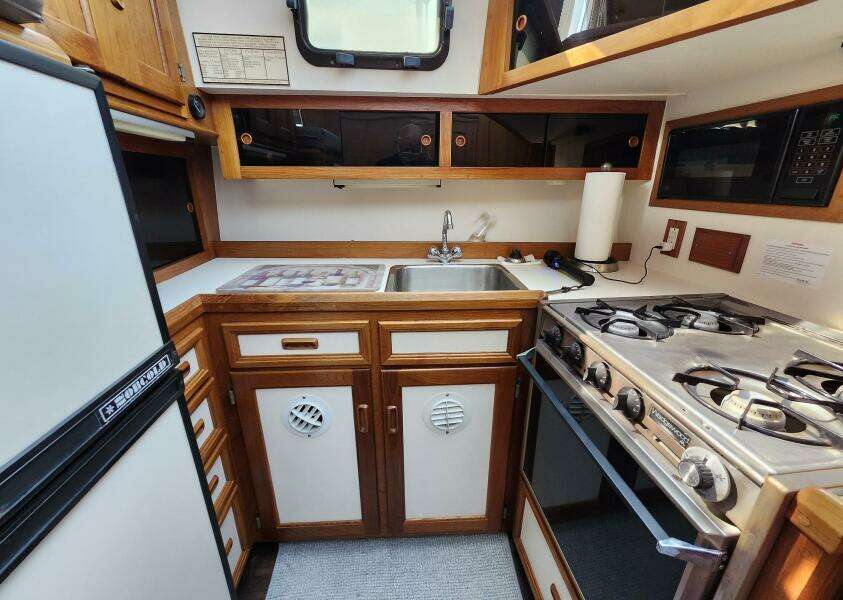 35ft Cooper Yacht For Sale