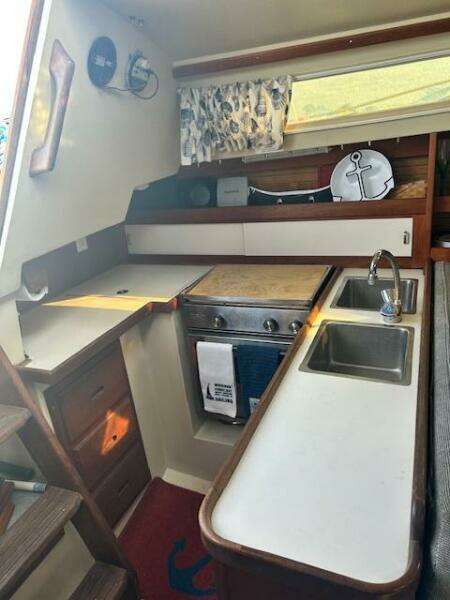 Lazy Grace 30ft Catalina Yacht For Sale