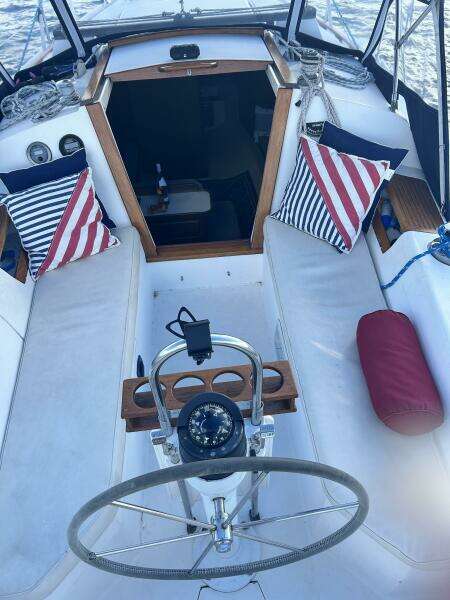 Lazy Grace 30ft Catalina Yacht For Sale