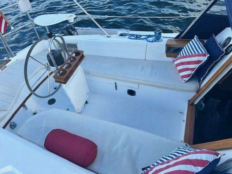 Lazy Grace 30ft Catalina Yacht For Sale