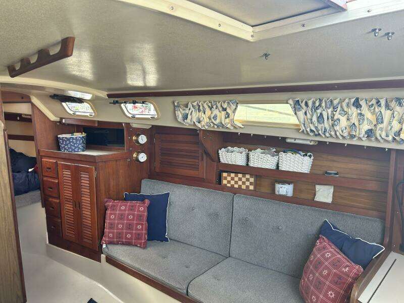 Lazy Grace 30ft Catalina Yacht For Sale
