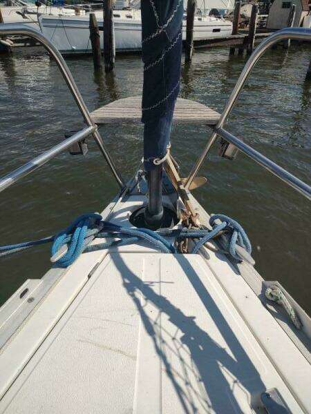 TOO CHUFFED 37ft Hunter Yacht For Sale