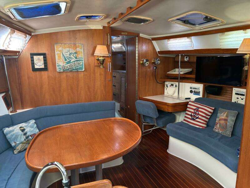 42ft Catalina Yacht For Sale