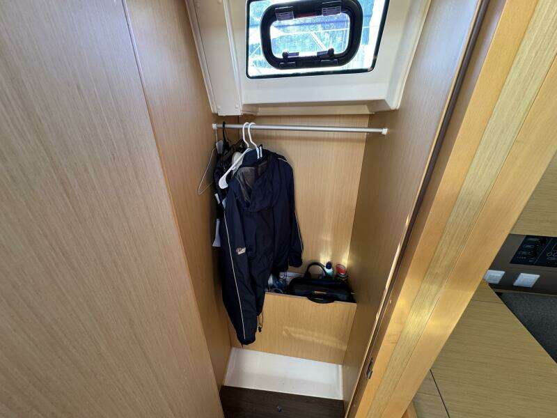 Beneteau Oceanis 38  Weekender 