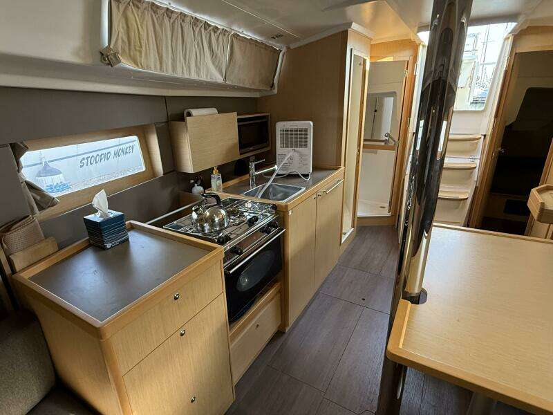 Romance 38ft Beneteau Yacht For Sale