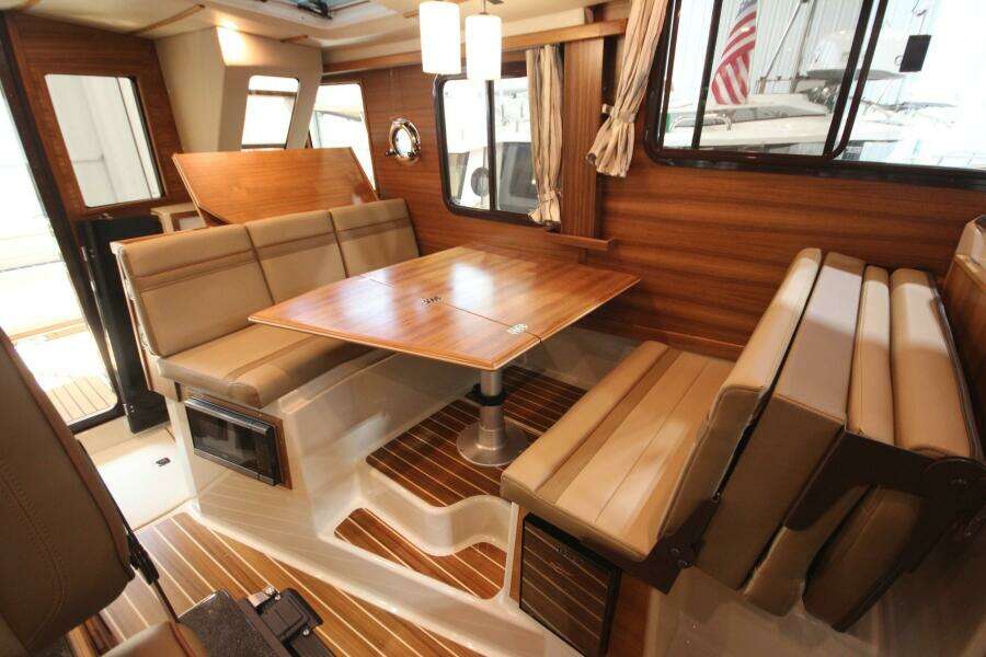 Summer Special Pricing 31ft Ranger Tugs Yacht For Sale