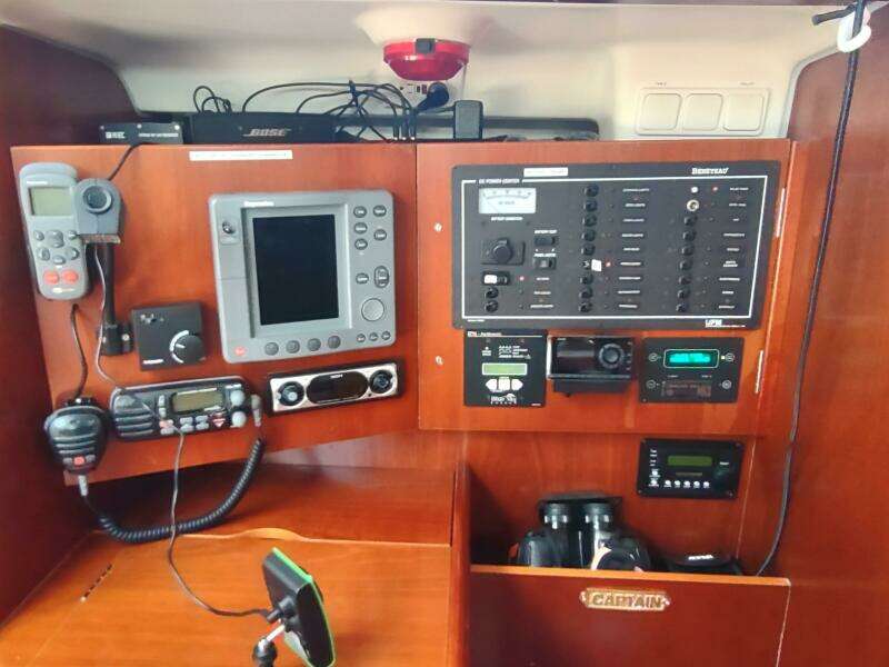 RAREBIRD 39ft Beneteau Yacht For Sale