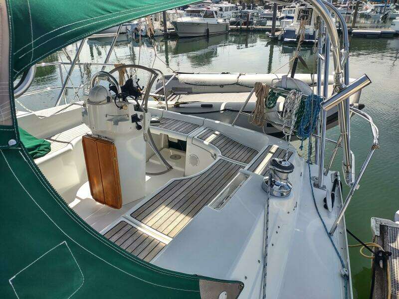 RAREBIRD 39ft Beneteau Yacht For Sale