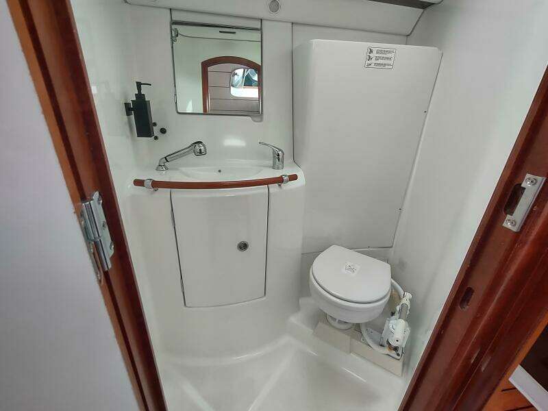 RAREBIRD 39ft Beneteau Yacht For Sale